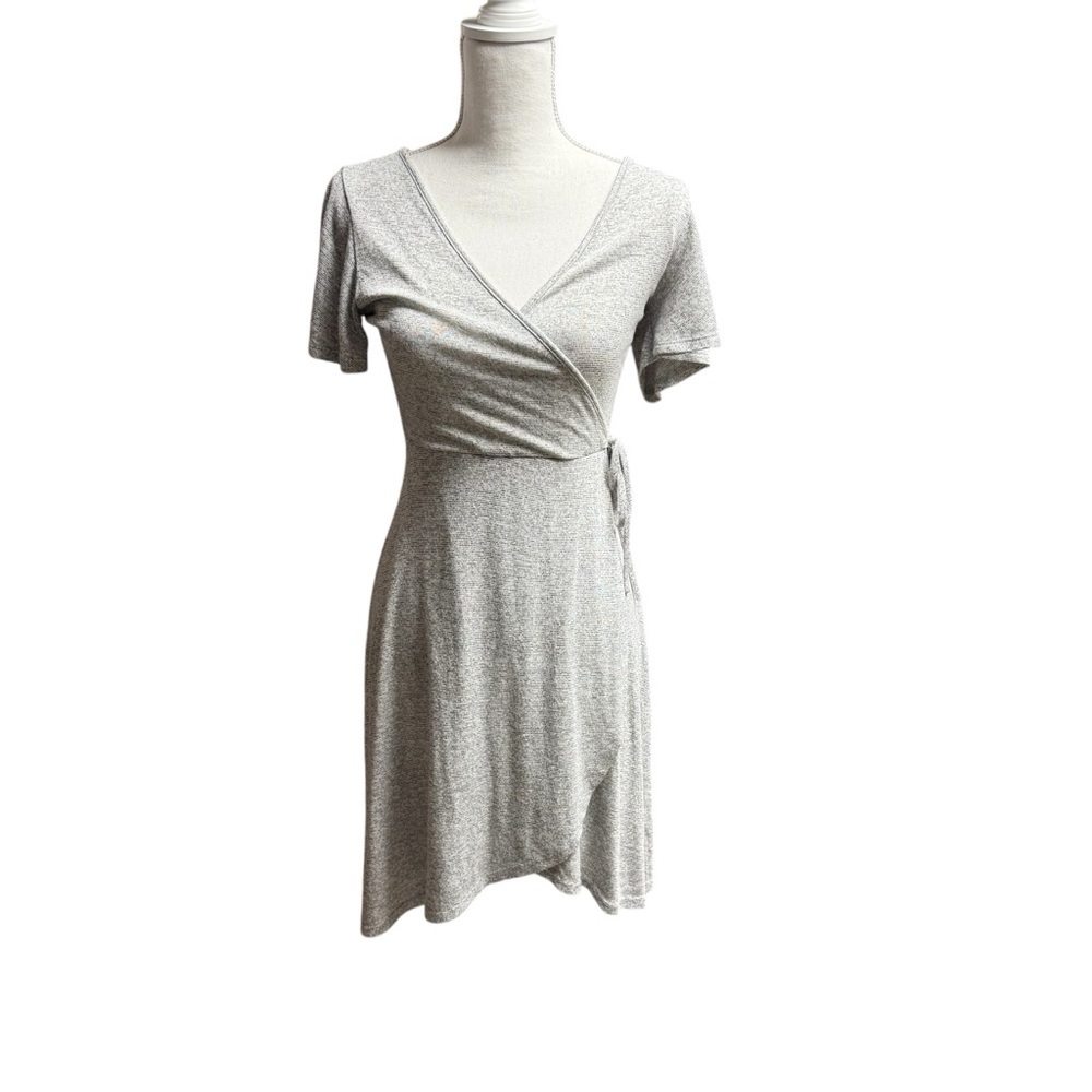 Caution To The Wind size medium Gray Wrap Dress